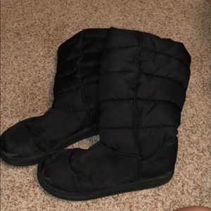 Puffer boots